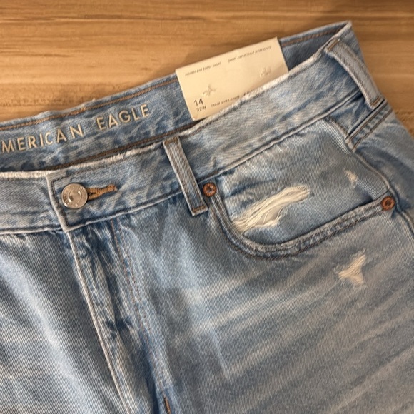 COPY - American Eagle Highest rise Baggy Short NWT - Picture 2 of 4